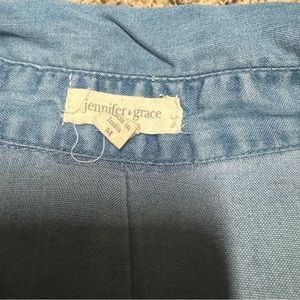 Sleeveless jean shirt